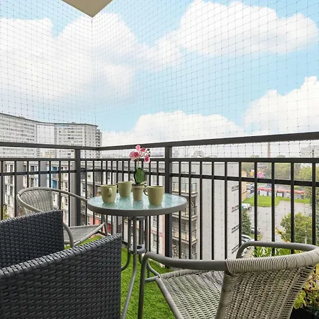 Modern With Balcony And Easy Access By Renters Daire Krakow