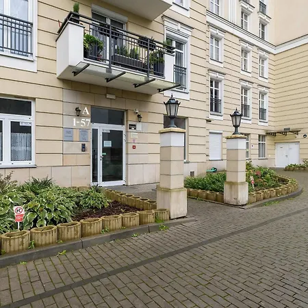 公寓 Modern With Balcony And Easy Access By Renters